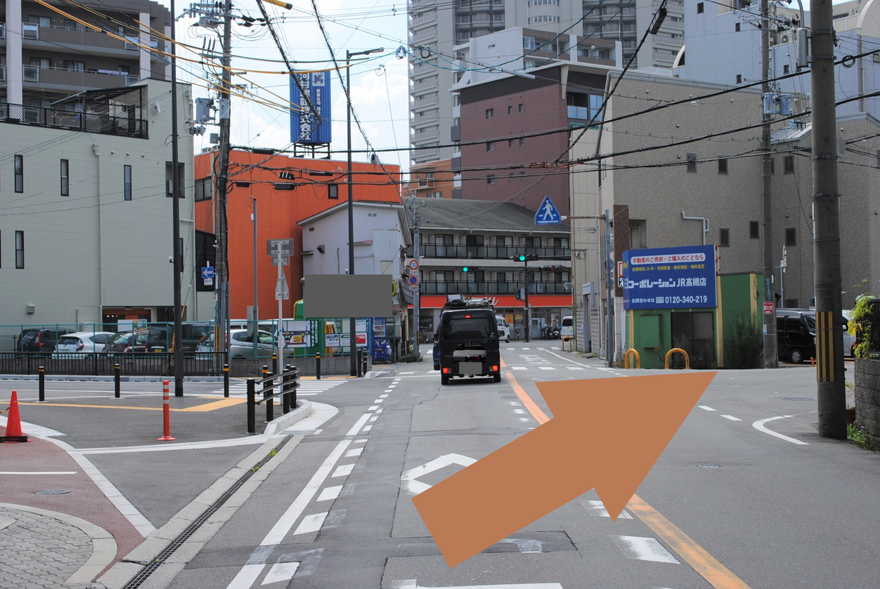 高槻　駐車場について